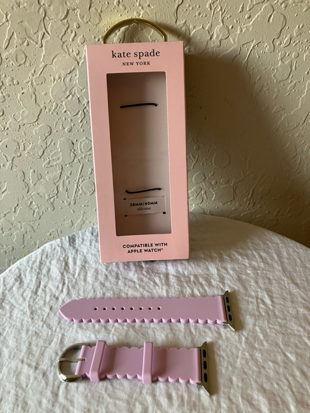 kate spade: Pastel Purple scalloped silicone Apple Watch band- 38mm-40mm